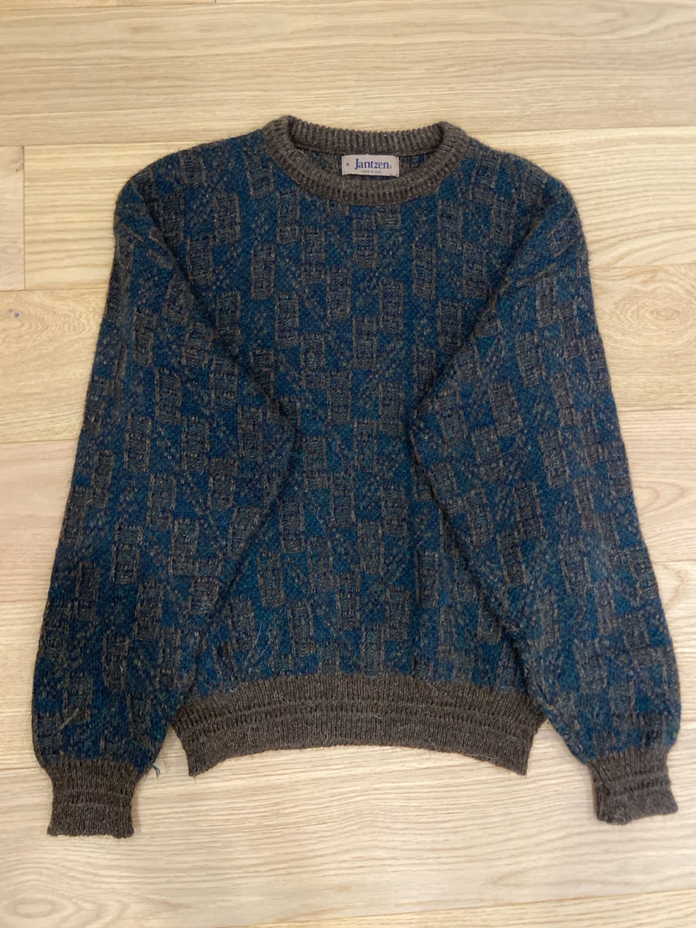 Vintage Jantzen Blue/Brown Patterned Crewneck Mohair Sweater Size XL Made in USA